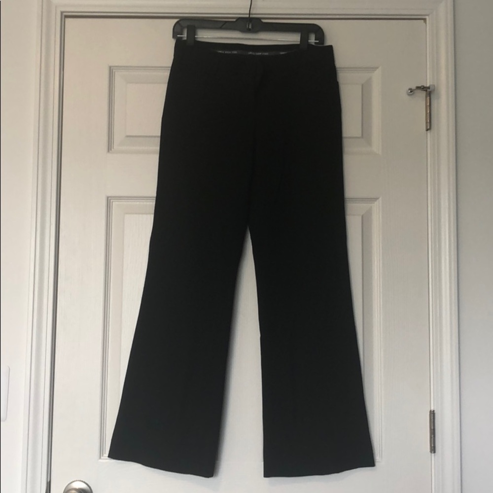 Black Express Editor Pants. Size 4R